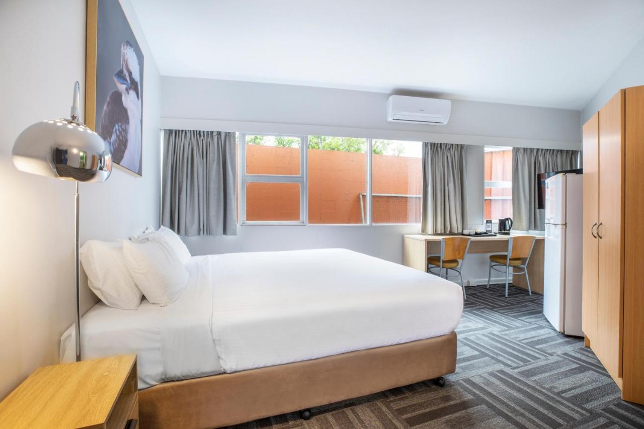 Meadow Inn Hotel-Motel Melbourne City Exterior foto