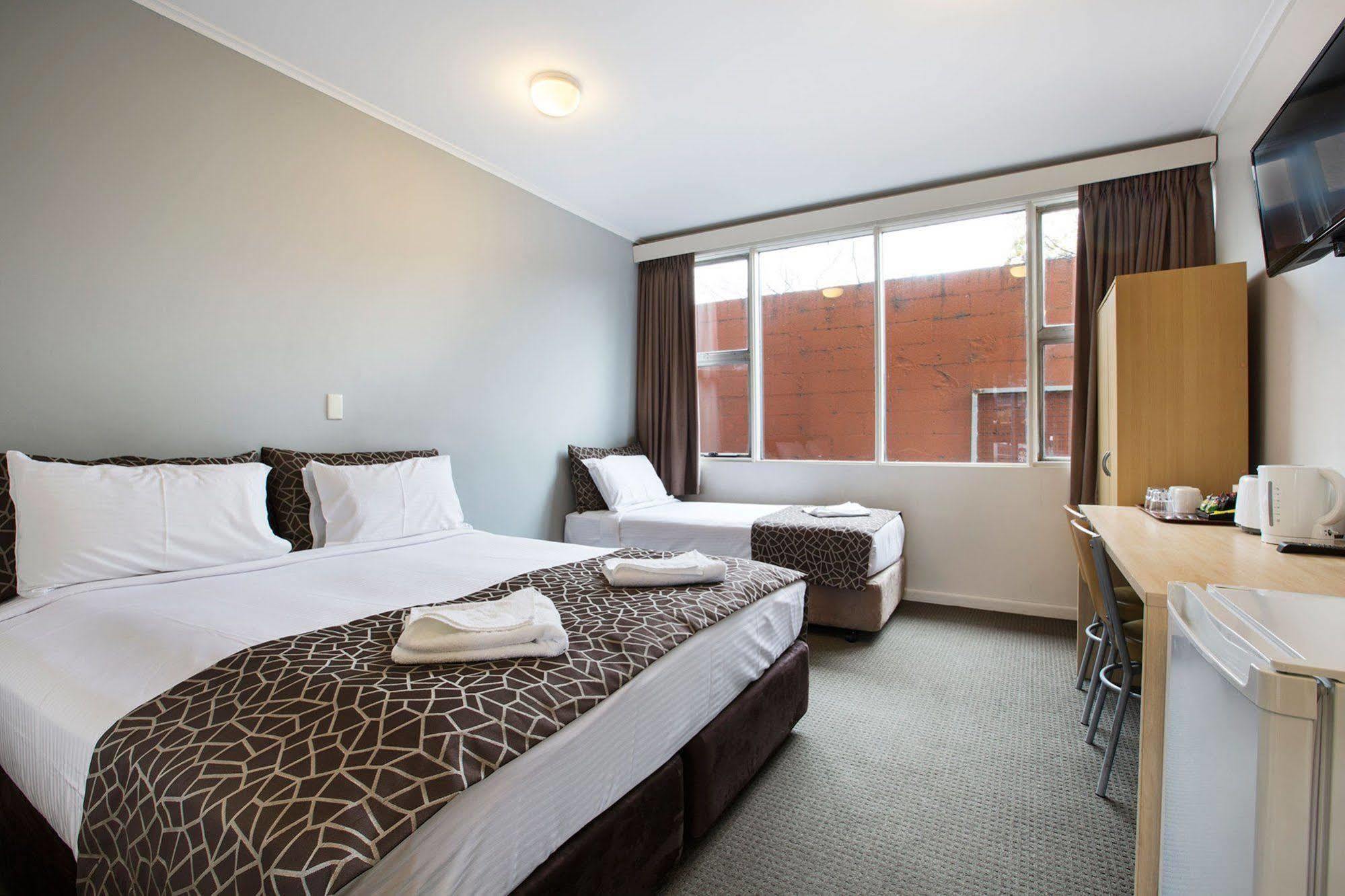 Meadow Inn Hotel-Motel Melbourne City Exterior foto